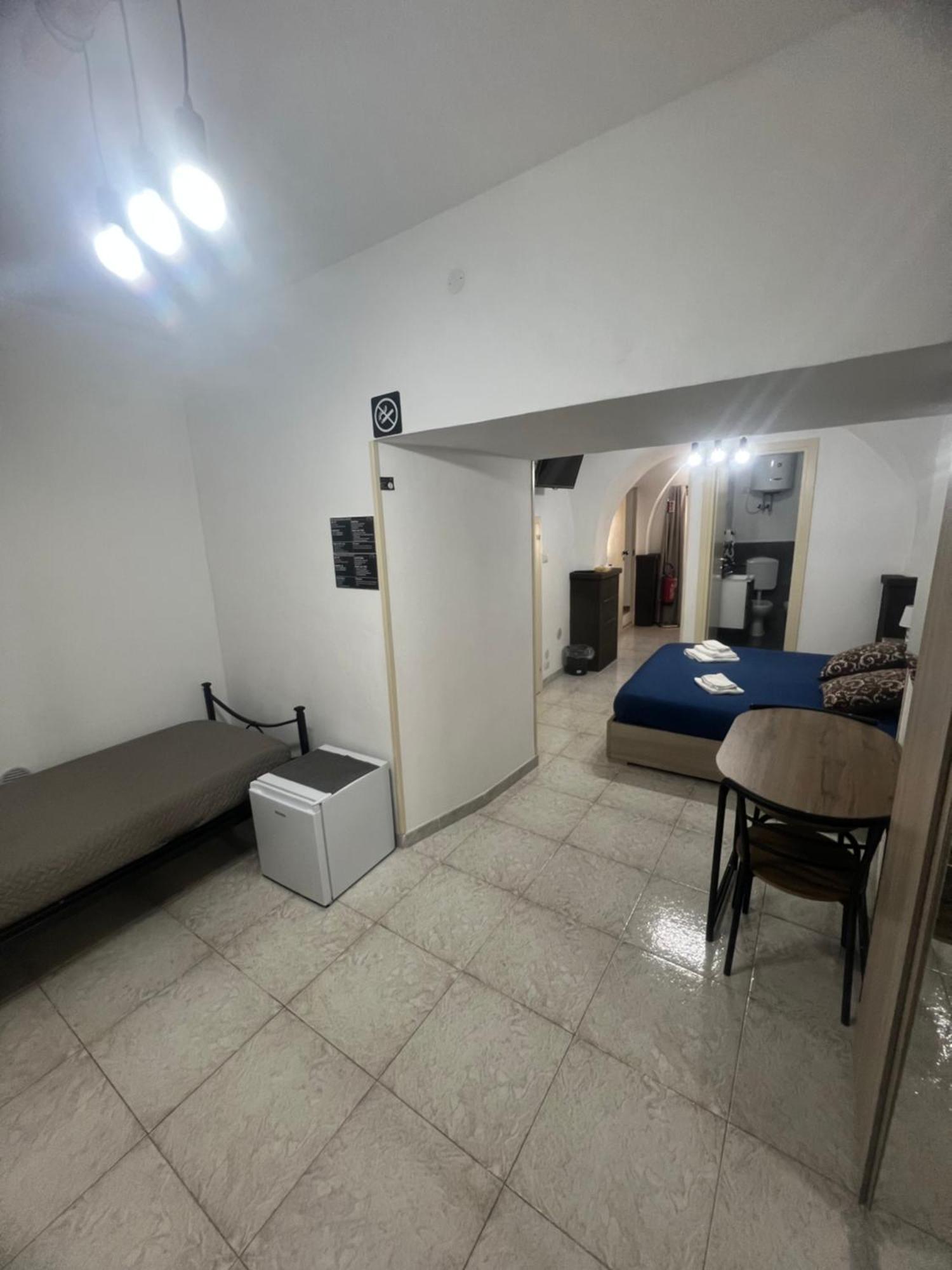 Station Rooms37 Sassari Eksteriør billede